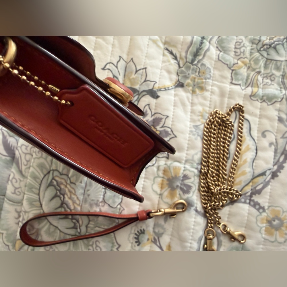 Coach Tabby Wristlet in Signature Canvas - Picture 4 of 12